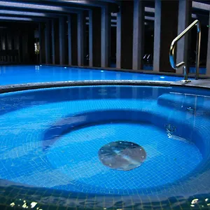 4* Ξενοδοχείο με διαμερίσματα Luxury Downtown